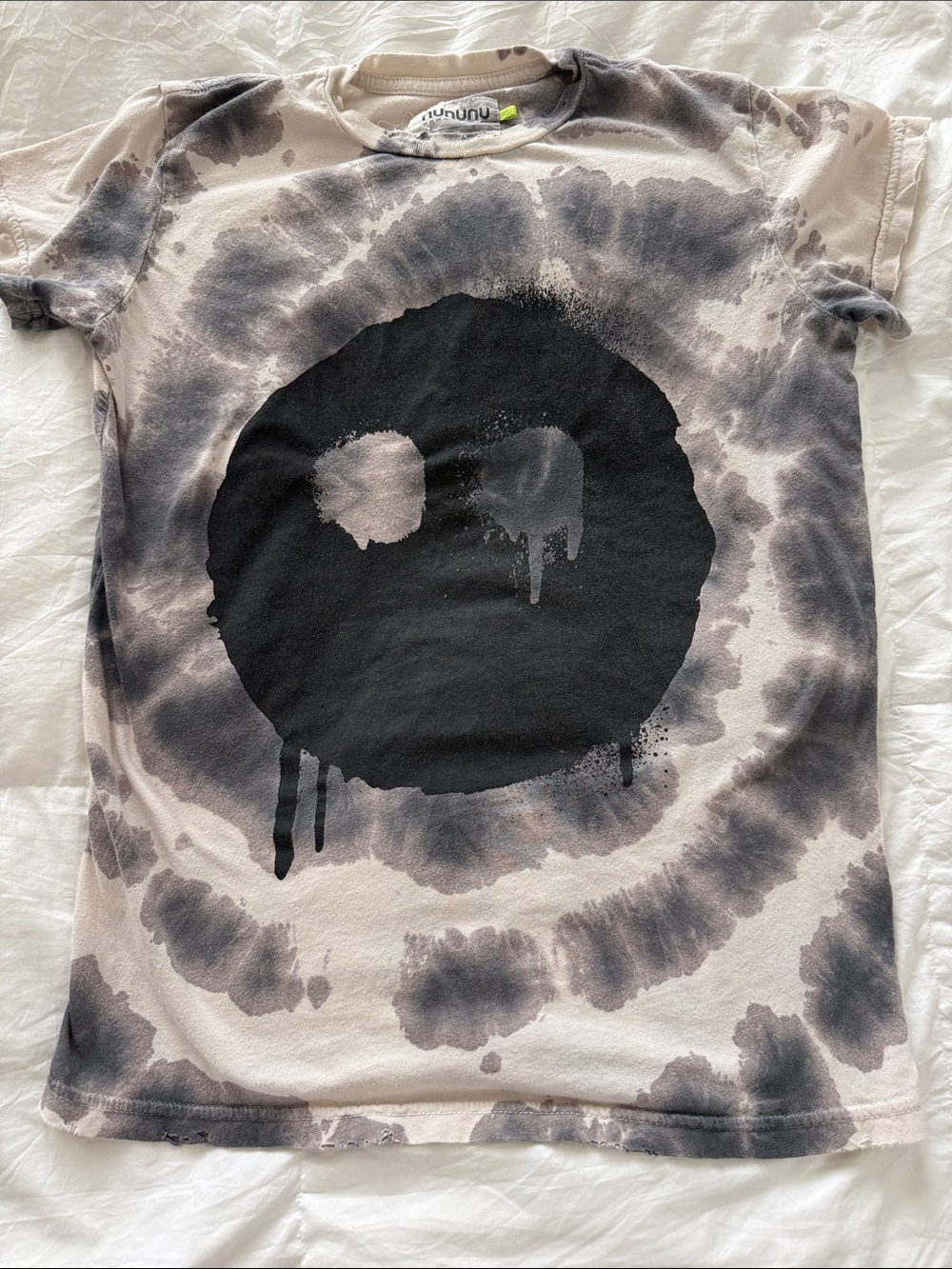 nununu Black & Gray Tie-Dye Drip Graphic Tee
